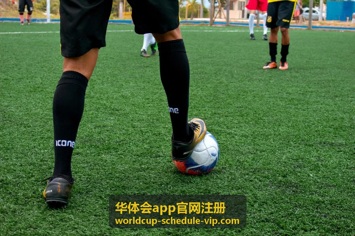 赛事信息碎片化痛点示意 - 华体会app官网注册解决